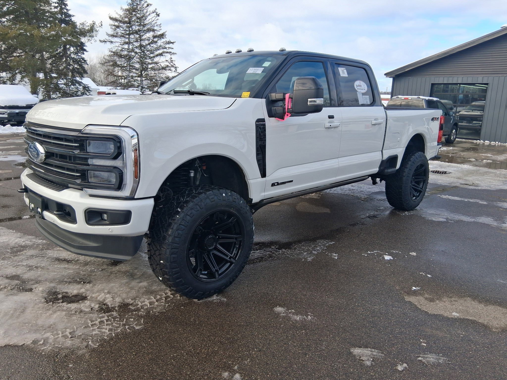 Used 2025 Ford F250 Platinum video 3