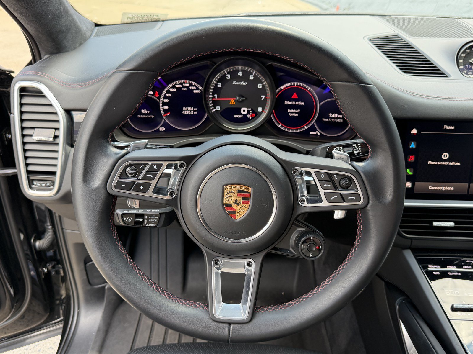 Used 2023 Porsche Cayenne Turbo AWD/4WD image 17