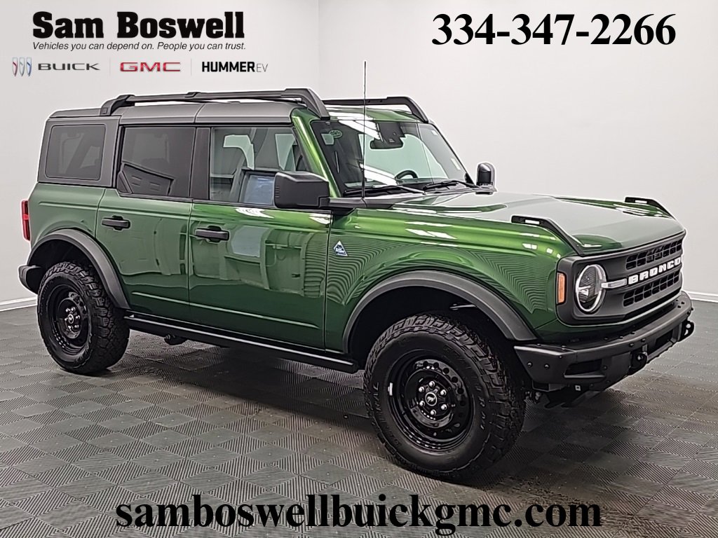 Used 2022 Ford Bronco Black Diamond image 1