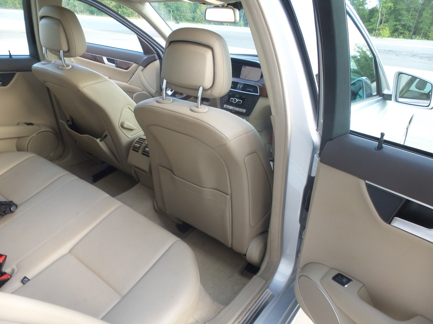 Used 2013 Mercedes-Benz C 250 Sedan image 55