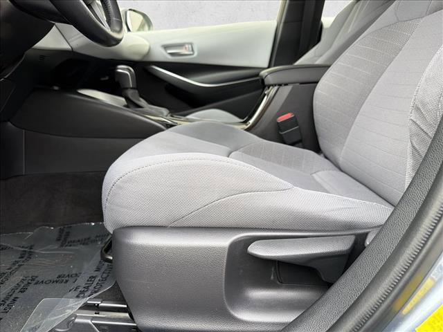 Used 2020 Toyota Corolla SE w/ SE Premium Package image 12