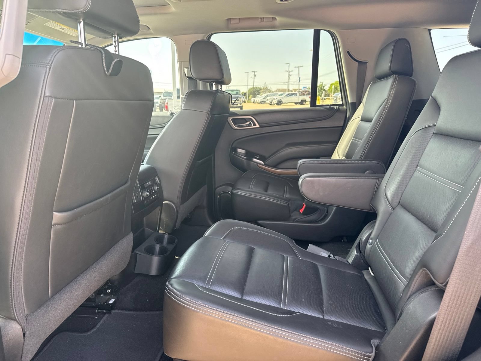 Used 2018 GMC Yukon Denali w/ Open Road Package AWD/4WD image 9