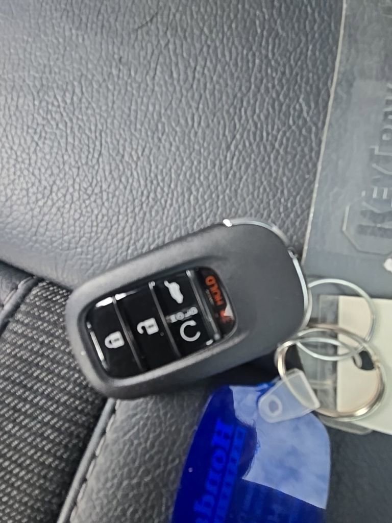 Used 2024 Honda Pilot Touring image 35