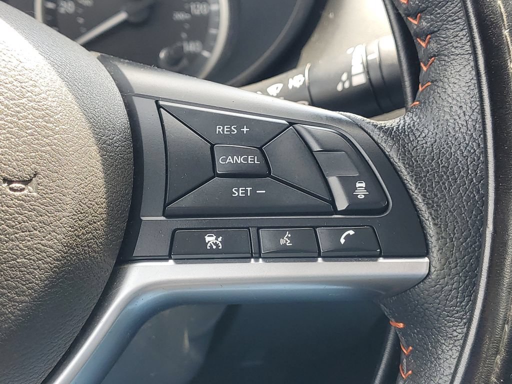 Used 2022 Nissan Versa SR w/ Convenience Package FWD image 22