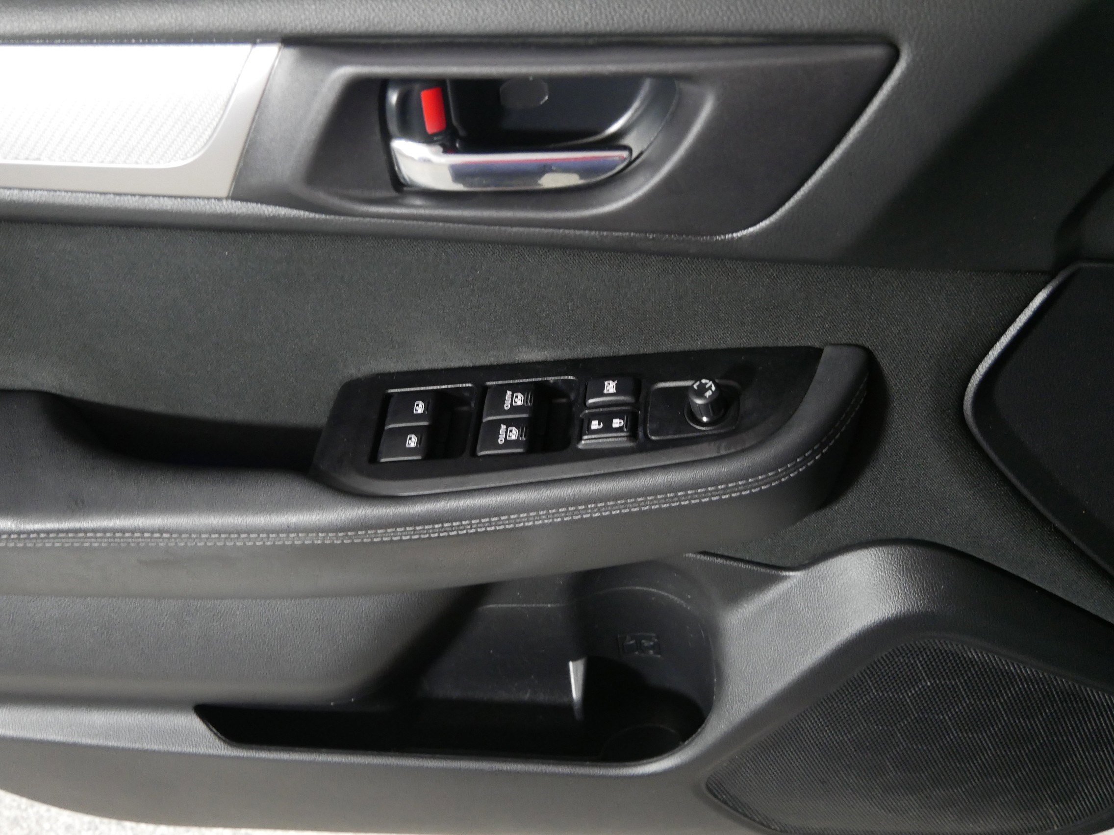 Used 2019 Subaru Outback 2.5i Premium image 19