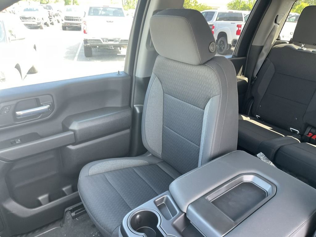 New 2026 Chevrolet Silverado 2500 Custom w/ Custom Value Package AWD/4WD image 23
