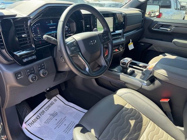 Used 2025 Chevrolet Silverado 1500 ZR2 w/ Technology Package AWD/4WD image 16
