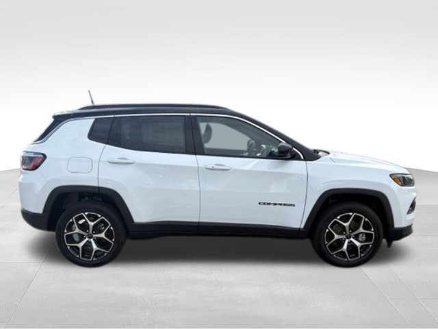 New 2026 Jeep Compass Limited AWD/4WD image 19