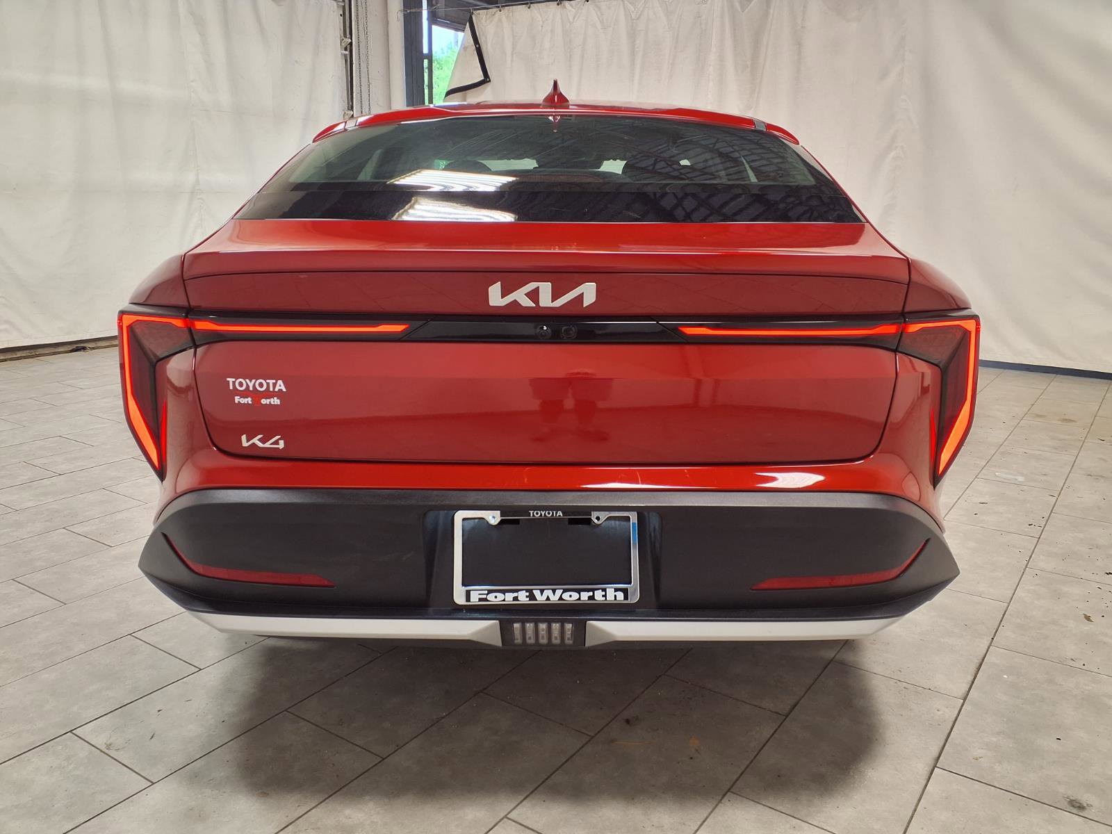 Used 2025 Kia K4 LXS FWD image 8