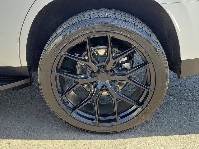 Used 2024 Chevrolet Tahoe High Country w/ Max Trailering Package AWD/4WD image 9