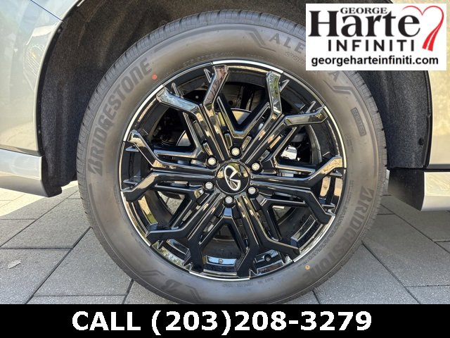 New 2026 INFINITI QX80 4WD image 9