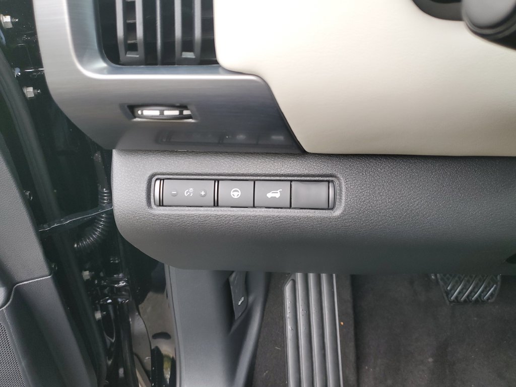 New 2026 Nissan Pathfinder SL FWD image 22