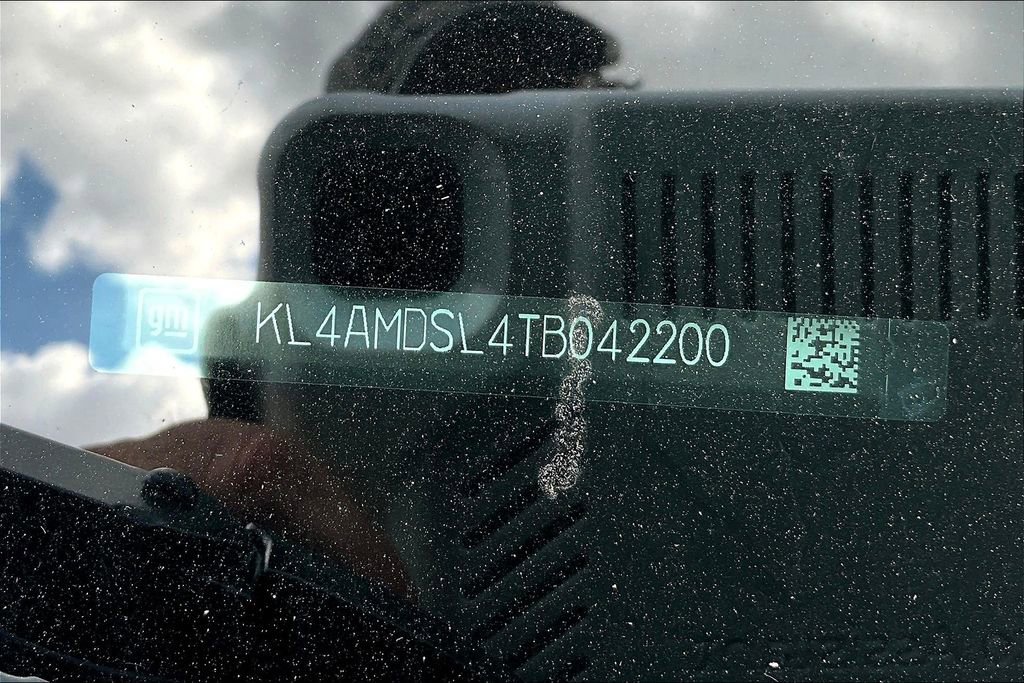 New 2026 Buick Encore GX Sport Touring w/ Black Roof Package image 8