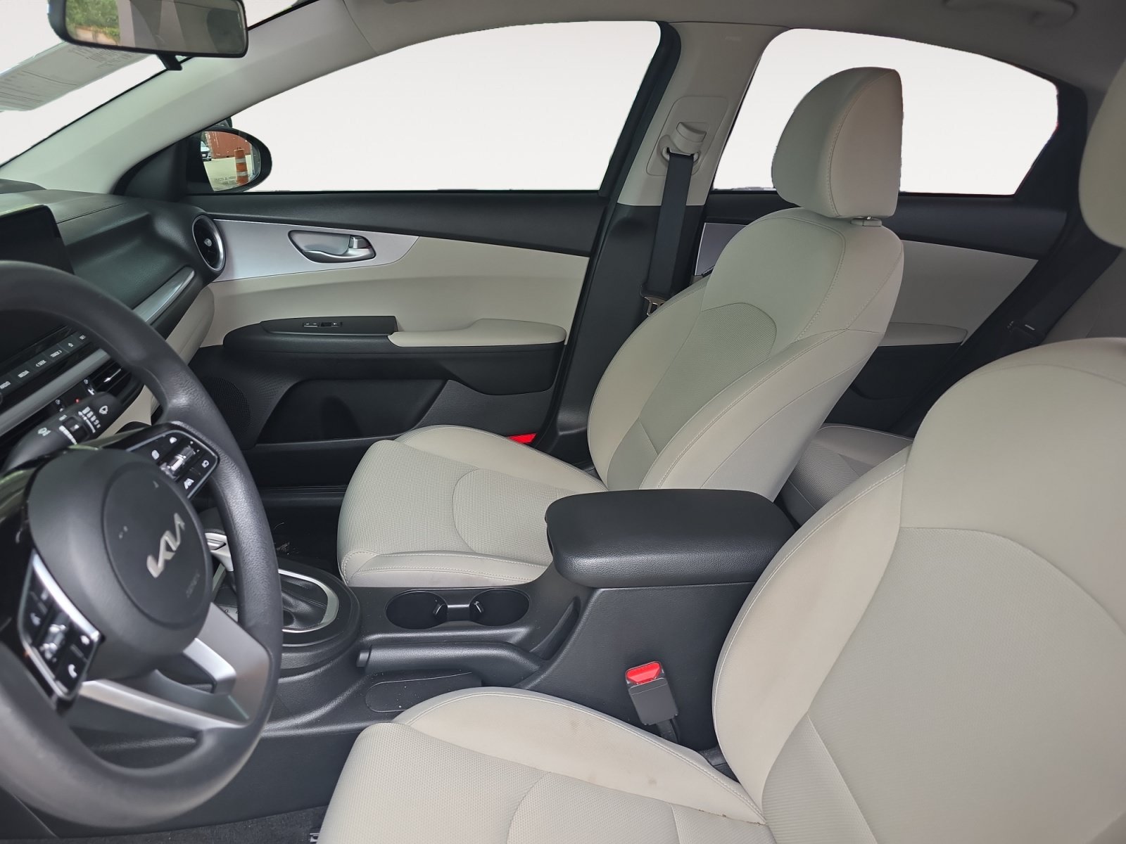 Certified 2023 Kia Forte LXS FWD image 20