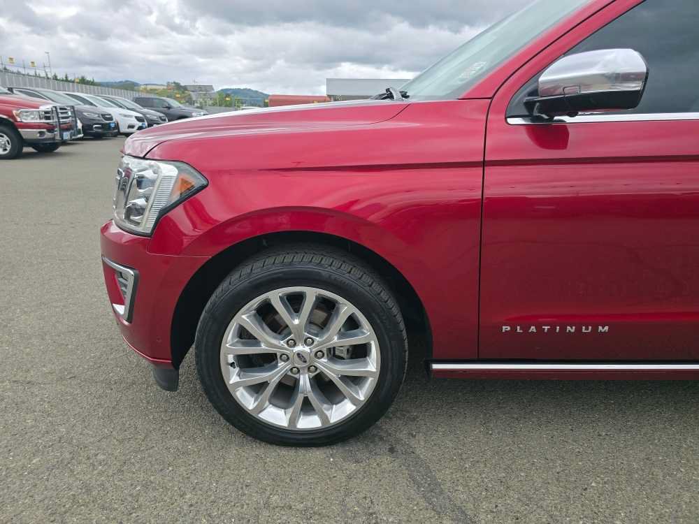 Used 2019 Ford Expedition Platinum AWD/4WD image 19