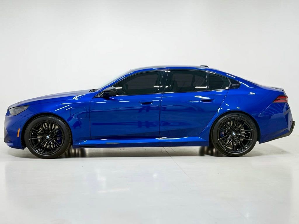Used 2025 BMW M5 w/ Executive Package AWD/4WD image 17