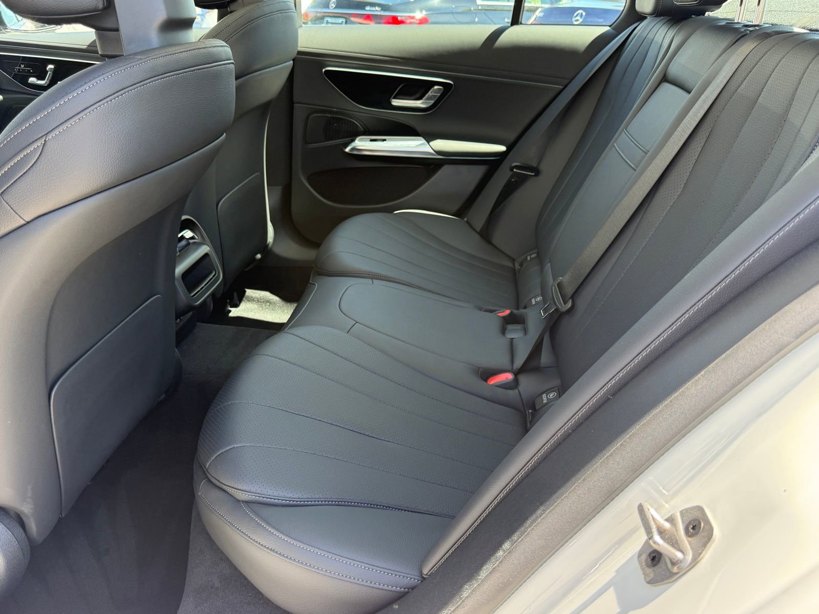 Used 2025 Mercedes-Benz E 350 Sedan image 42