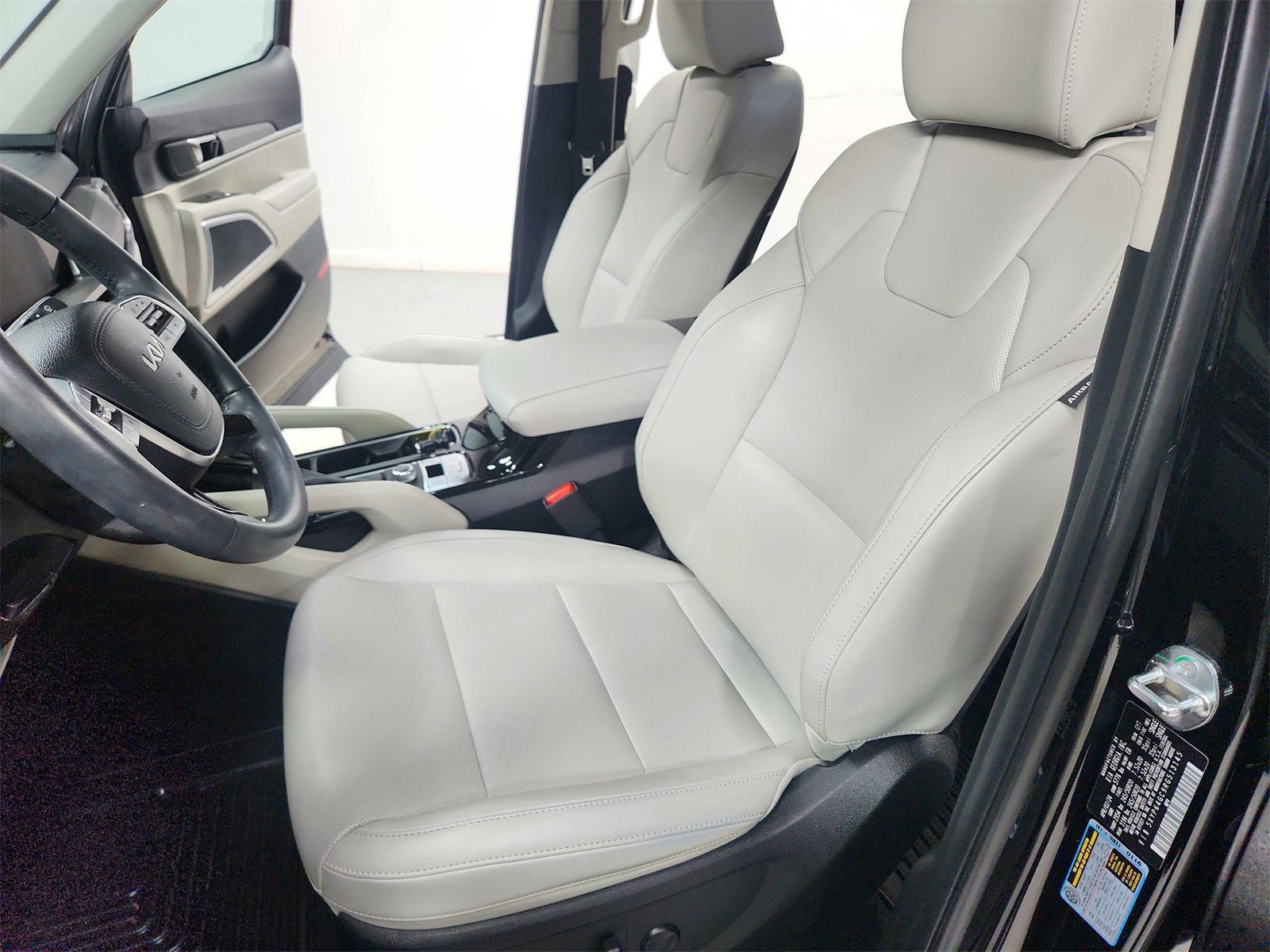 Used 2024 Kia Telluride S w/ S Sunroof Package image 19