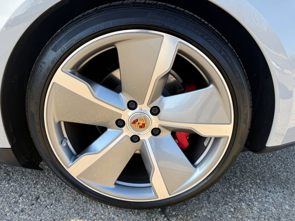 Used 2021 Porsche Taycan 4S image 17