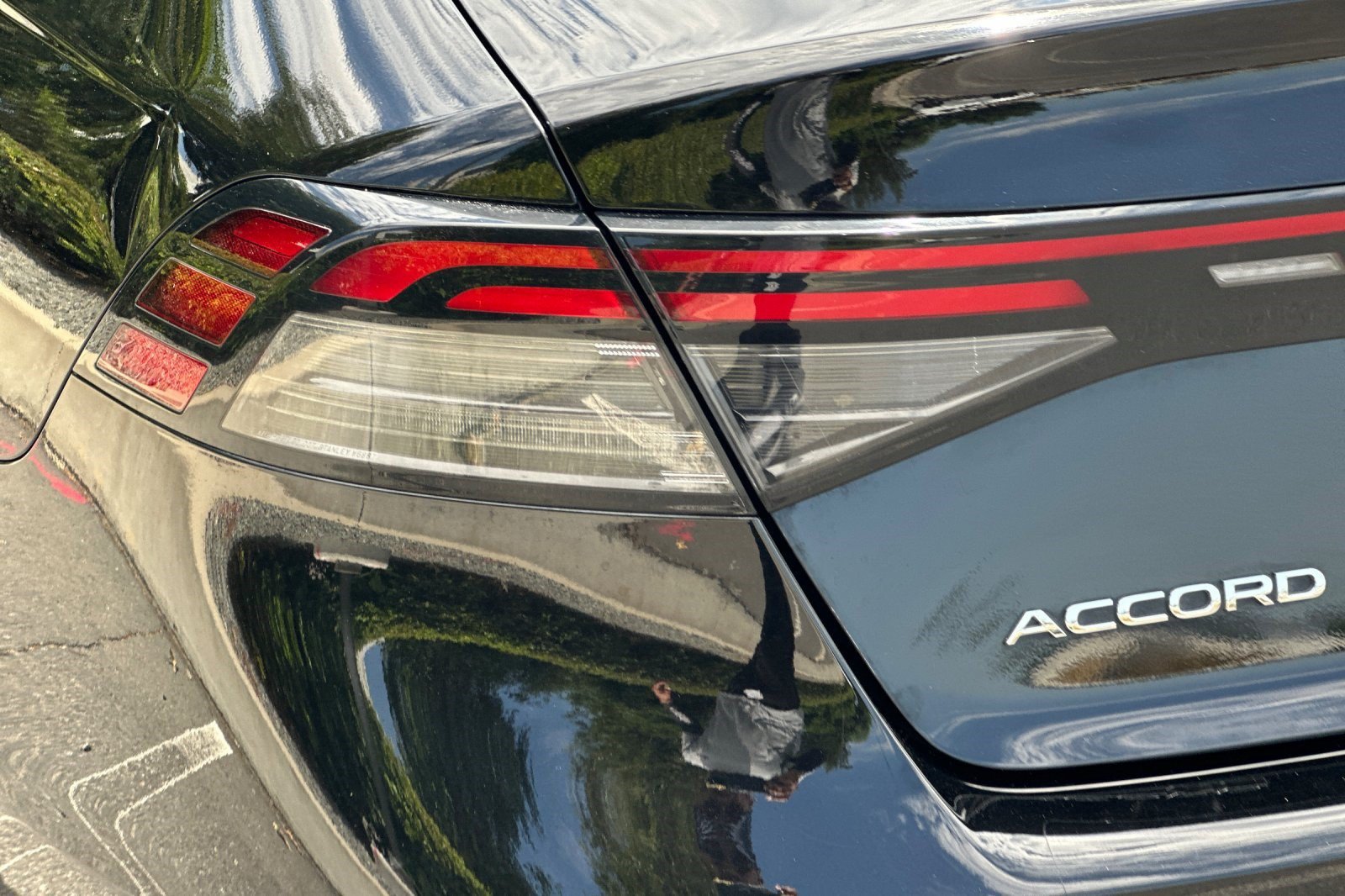 Used 2024 Honda Accord EX image 27