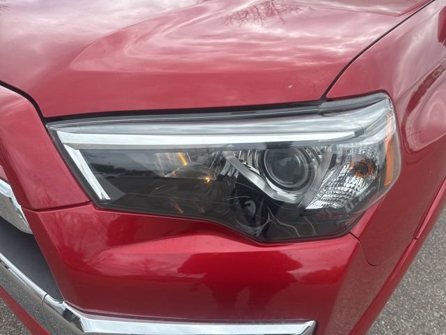 Used 2020 Toyota 4Runner Limited image 9