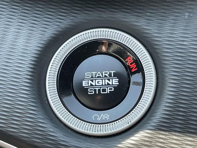 Used 2024 Jeep Grand Cherokee L Laredo image 24