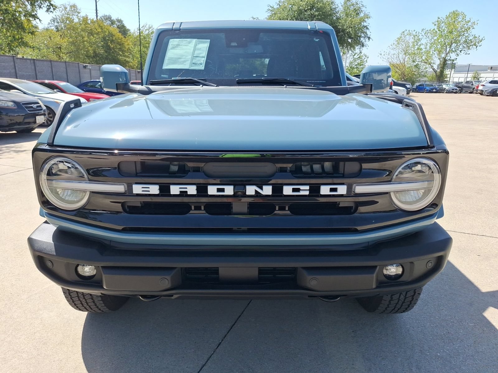 Used 2023 Ford Bronco Outer Banks AWD/4WD image 9