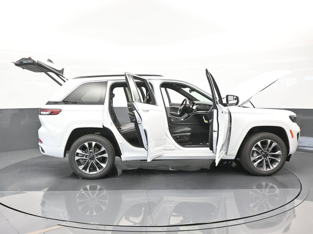 Used 2024 Jeep Grand Cherokee Overland image 68