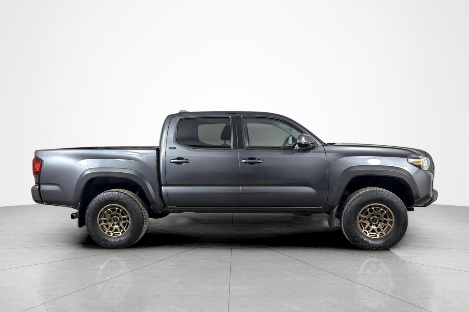 Used 2023 Toyota Tacoma 4x4 Double Cab w/ Trail Edition image 6
