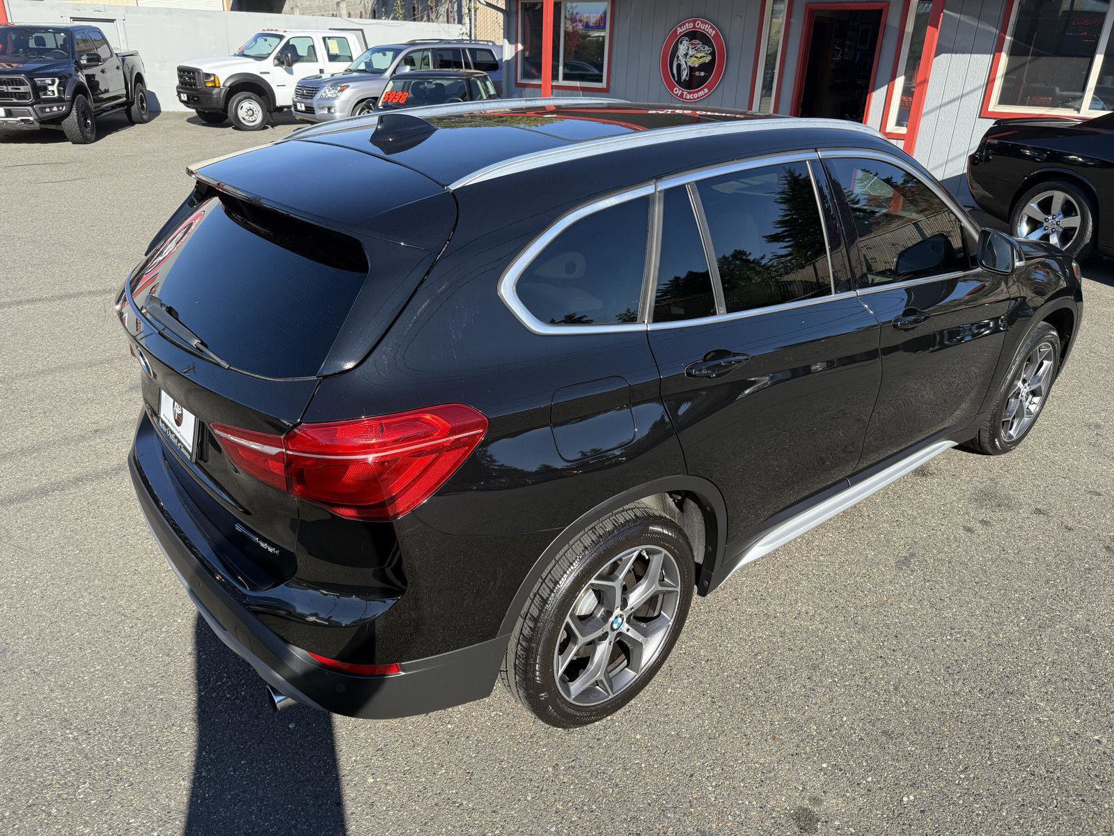 Used 2018 BMW X1 sDrive28i w/ Convenience Package image 9