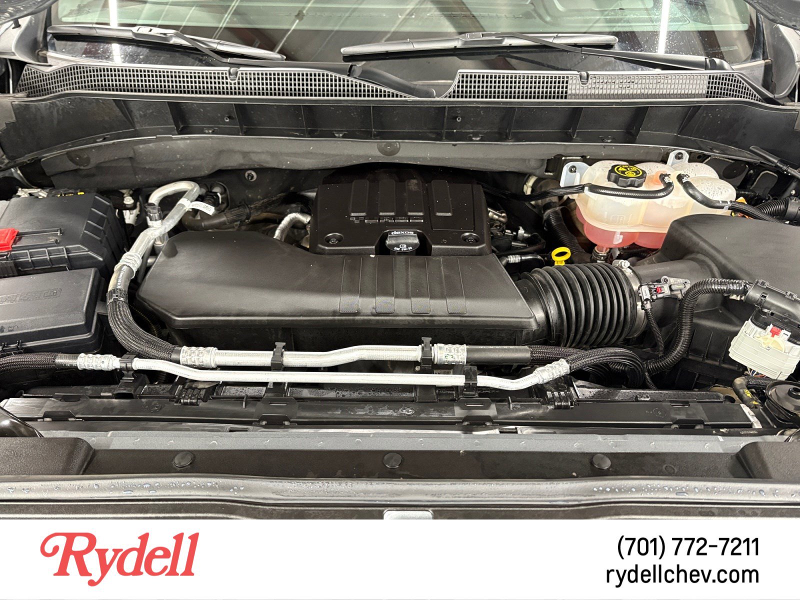 Used 2023 Chevrolet Silverado 1500 LT AWD/4WD image 19