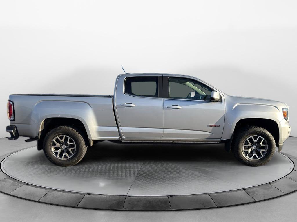Used 2015 GMC Canyon SLE image 4