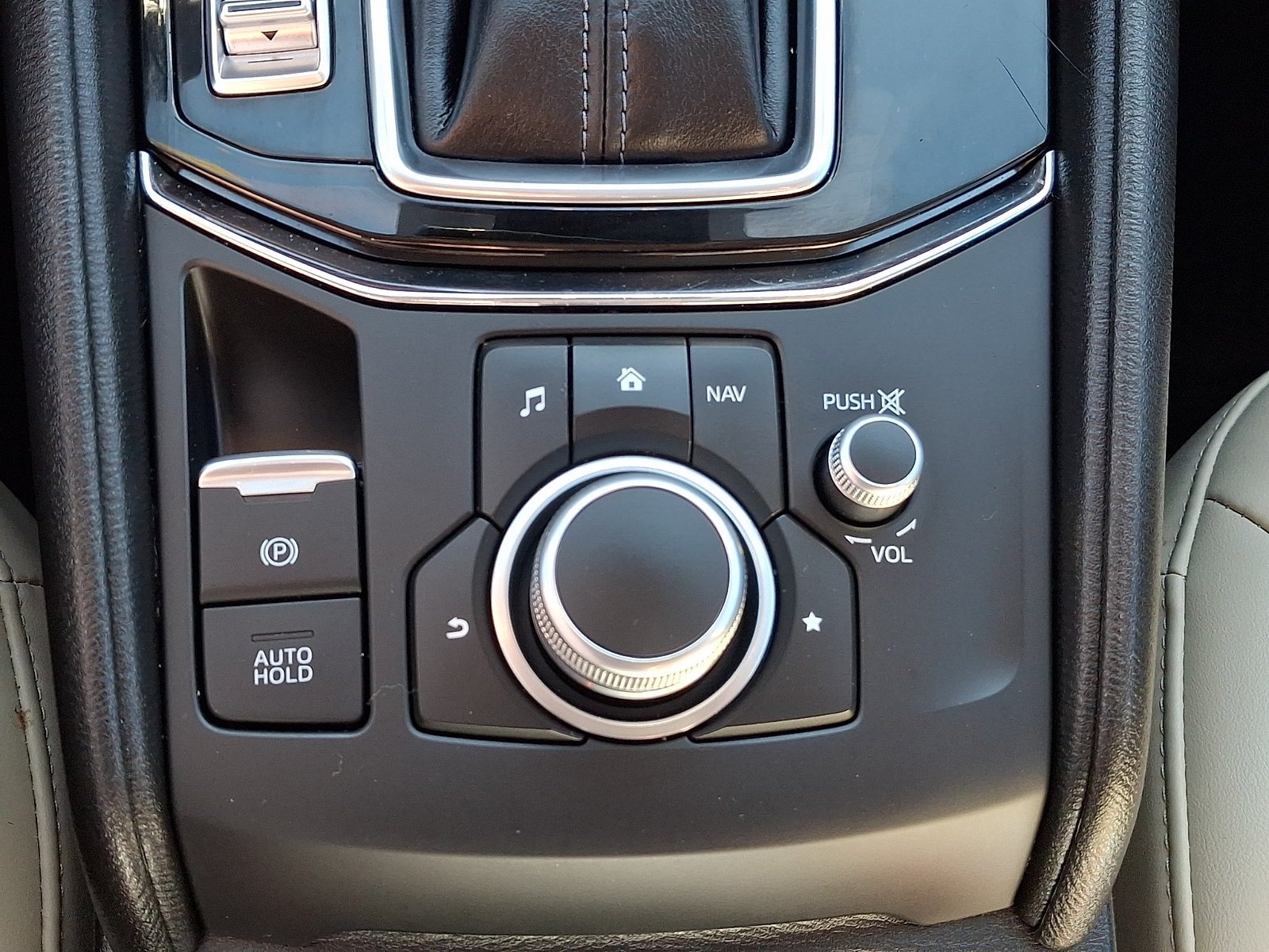 Used 2020 MAZDA CX-5 Touring AWD/4WD image 16