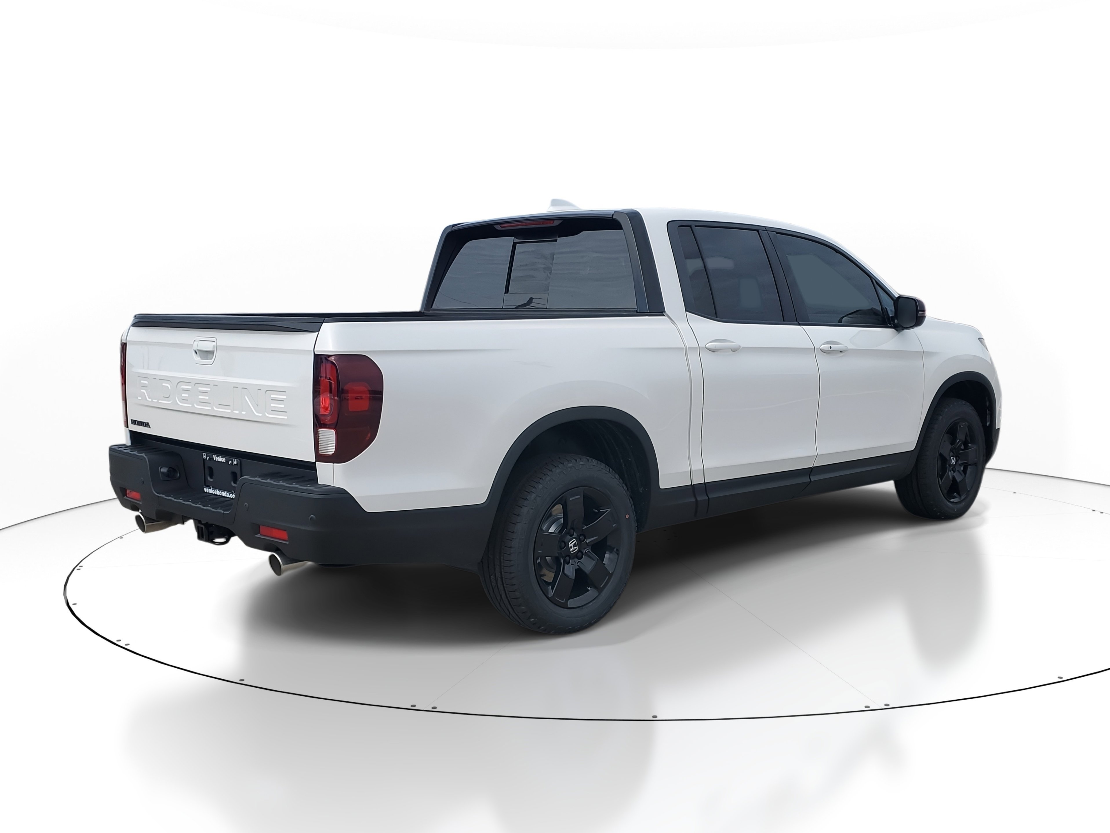New 2026 Honda Ridgeline Black Edition image 4