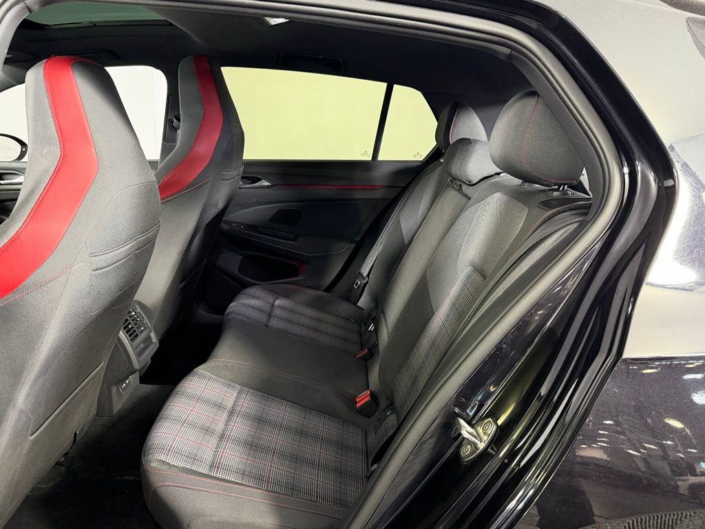 Used 2022 Volkswagen GTI SE image 24