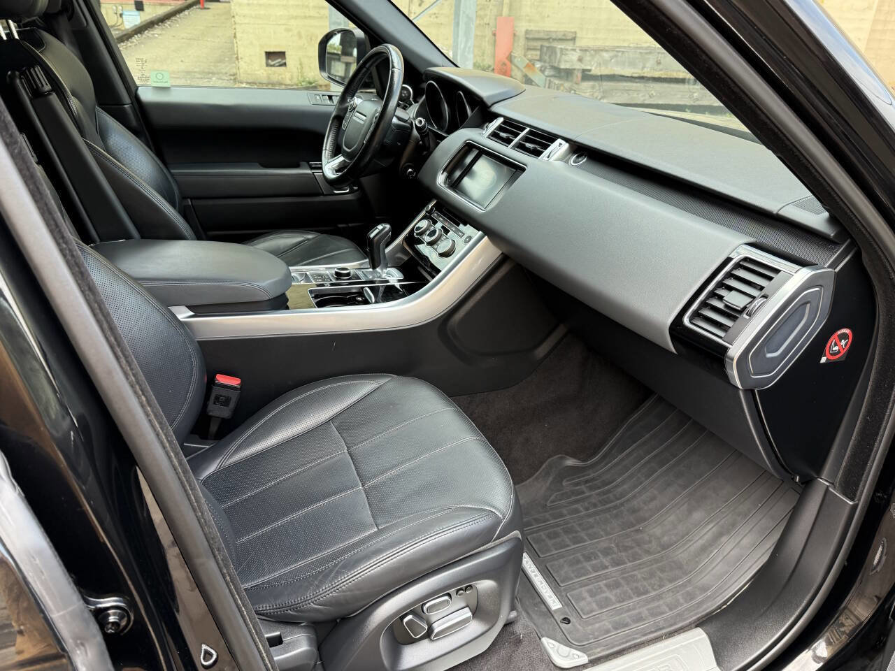 Used 2015 Land Rover Range Rover Sport HSE image 63