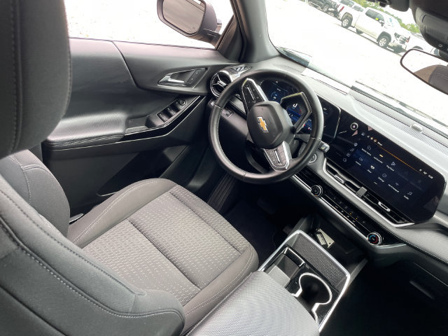 Used 2025 Chevrolet Equinox LT AWD/4WD image 22