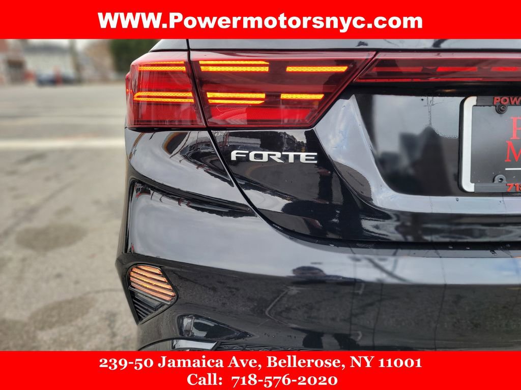 Used 2023 Kia Forte GT-Line w/ GT-Line Premium Package image 12