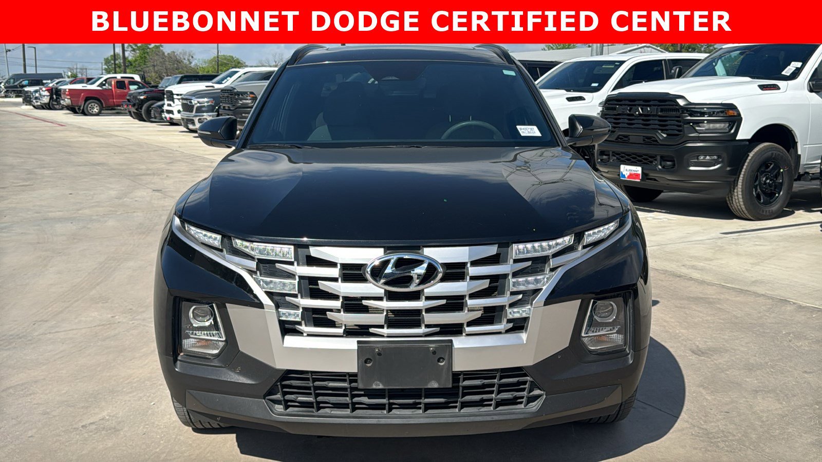 Used 2023 Hyundai Santa Cruz SEL w/ Activity Package image 2