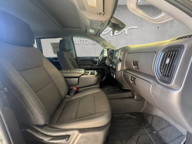 Used 2024 Chevrolet Silverado 1500 Custom AWD/4WD image 1