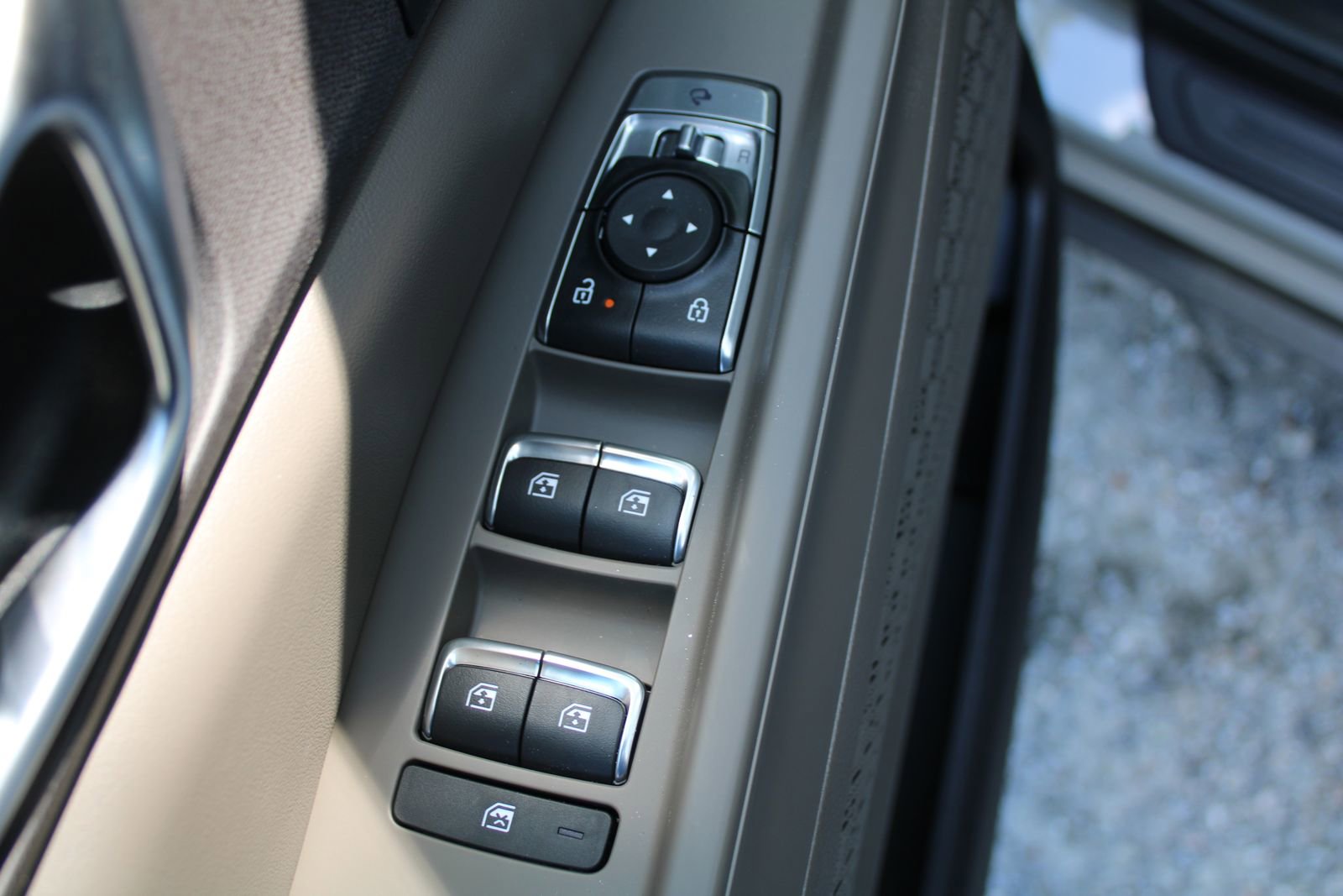 New 2026 Kia Carnival EX image 27