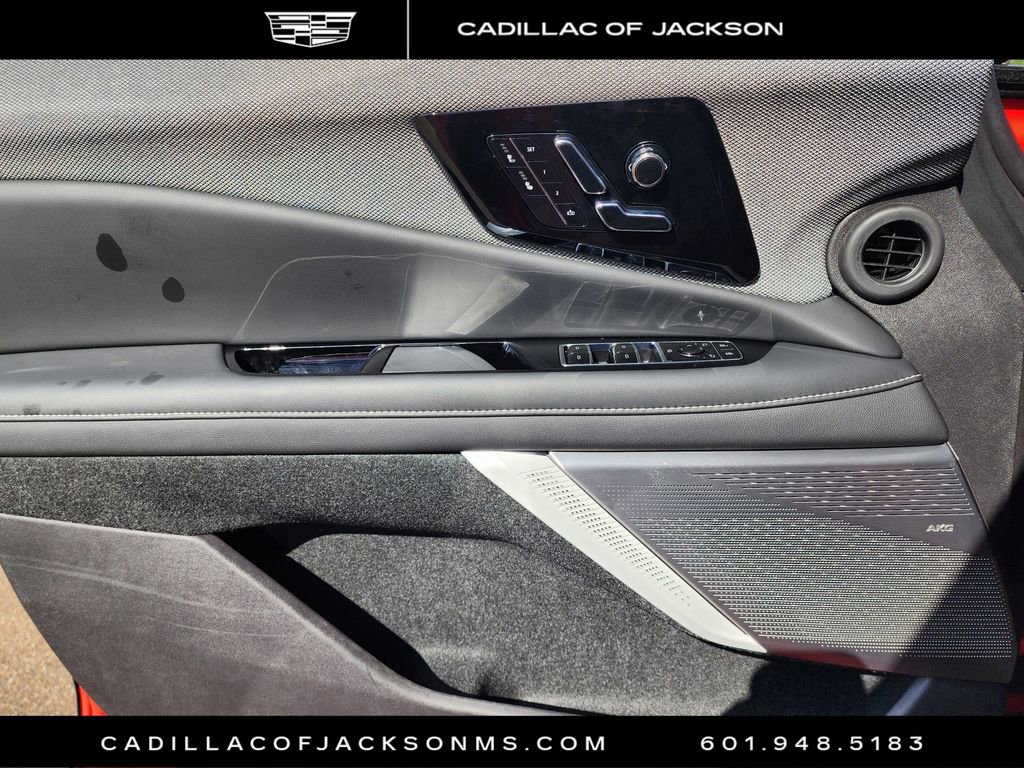 New 2025 Cadillac Optiq Sport 1 AWD/4WD image 10