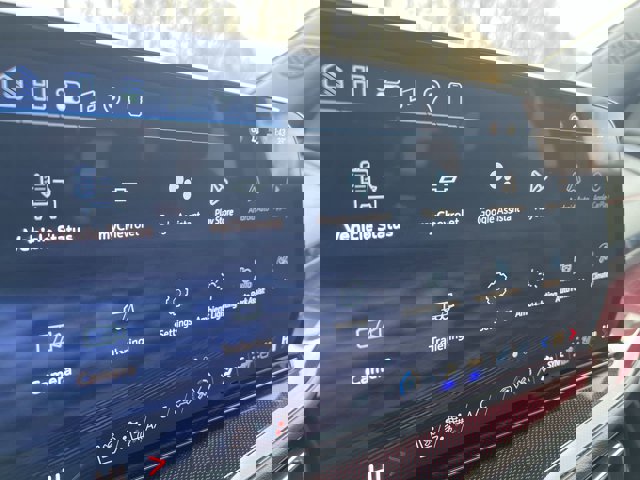 New 2026 Chevrolet Traverse RS w/ LPO, Floor Liner Package image 14