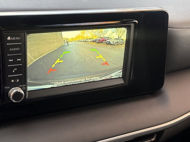 New 2025 Nissan Kicks S image 36