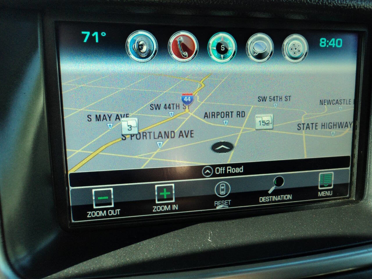 Used 2018 Chevrolet Suburban LT image 22
