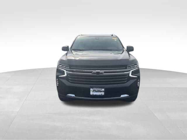 Used 2022 Chevrolet Suburban LT w/ Luxury Package AWD/4WD image 9