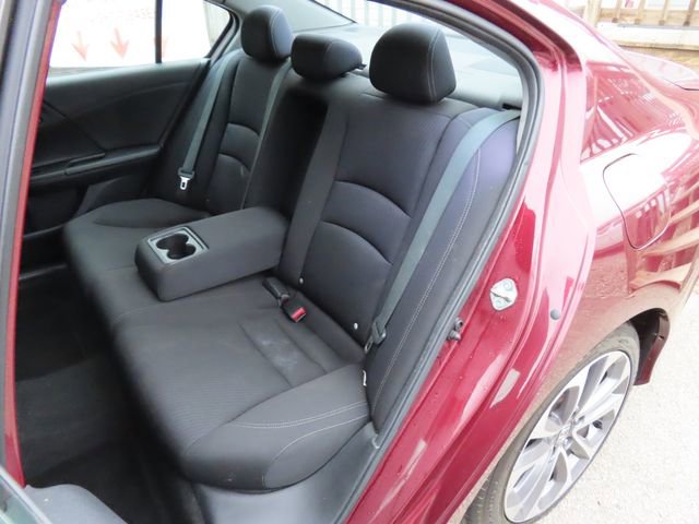 Used 2015 Honda Accord Sport image 14