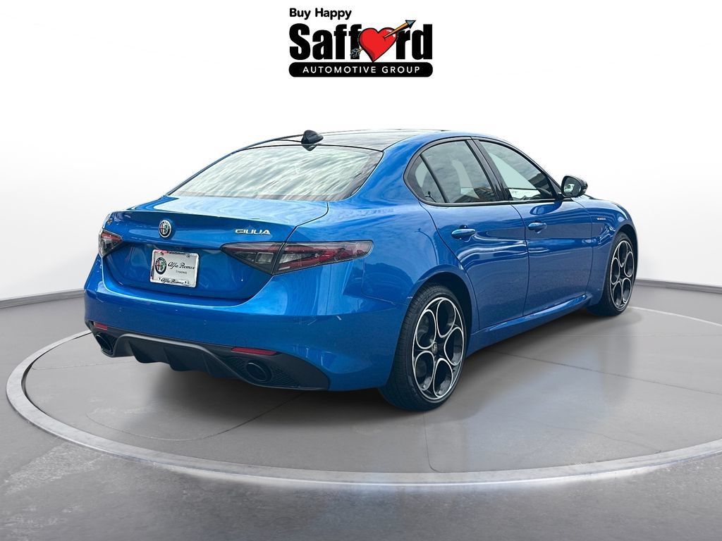 New 2026 Alfa Romeo Giulia AWD image 9