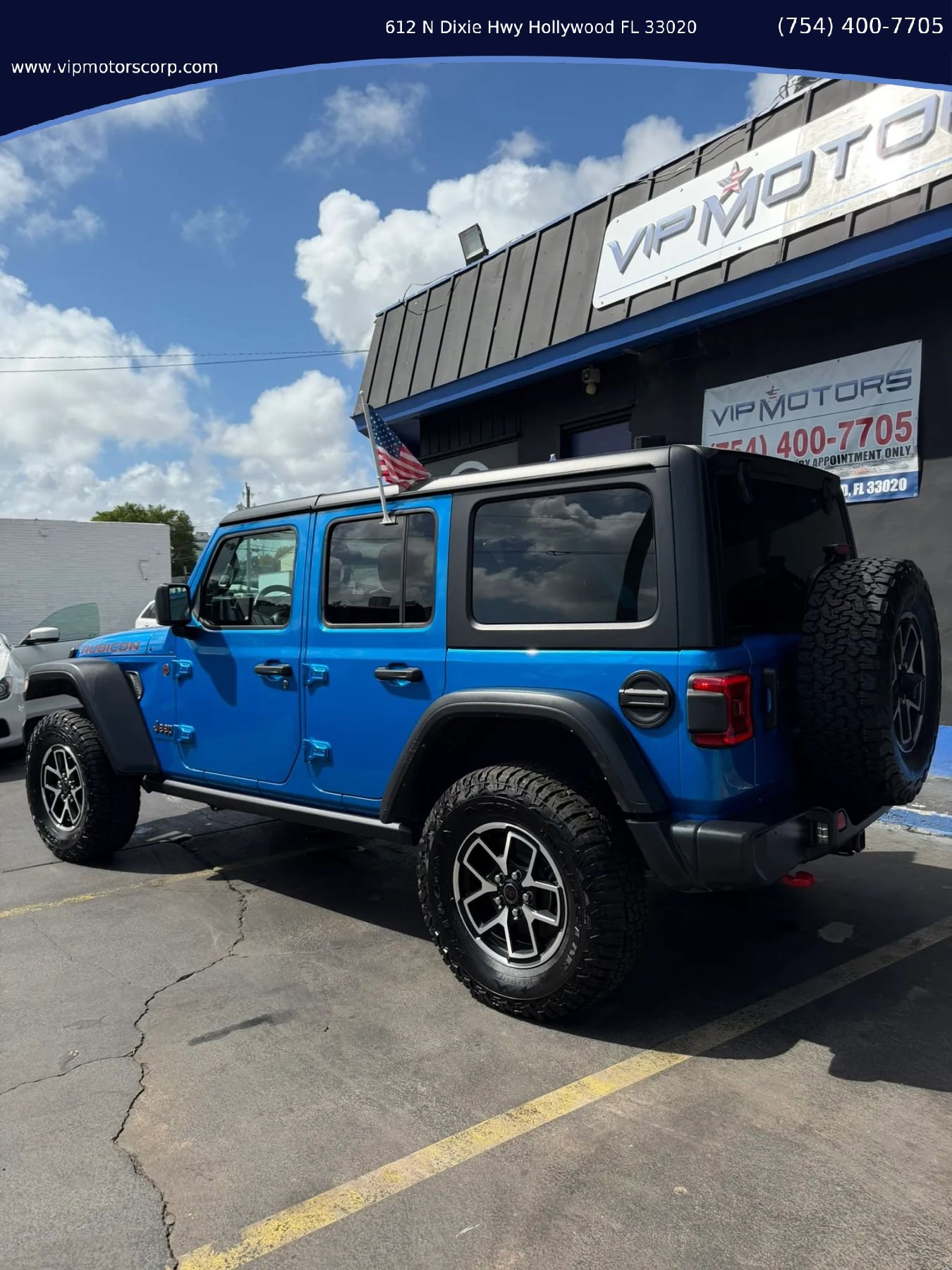 Used 2024 Jeep Wrangler Unlimited Rubicon image 3
