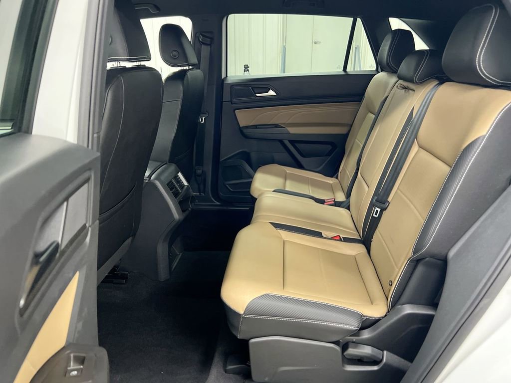 Used 2023 Volkswagen Atlas Cross Sport SE AWD/4WD image 22